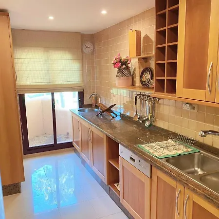 Bahialcantara Beachside Apartment Marbella